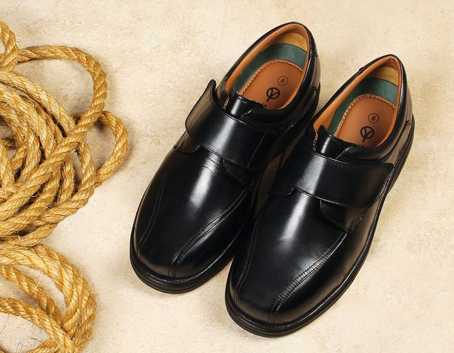 Terry Mens Extra Wide Shoes from Sandpiper - THIIS Magazine